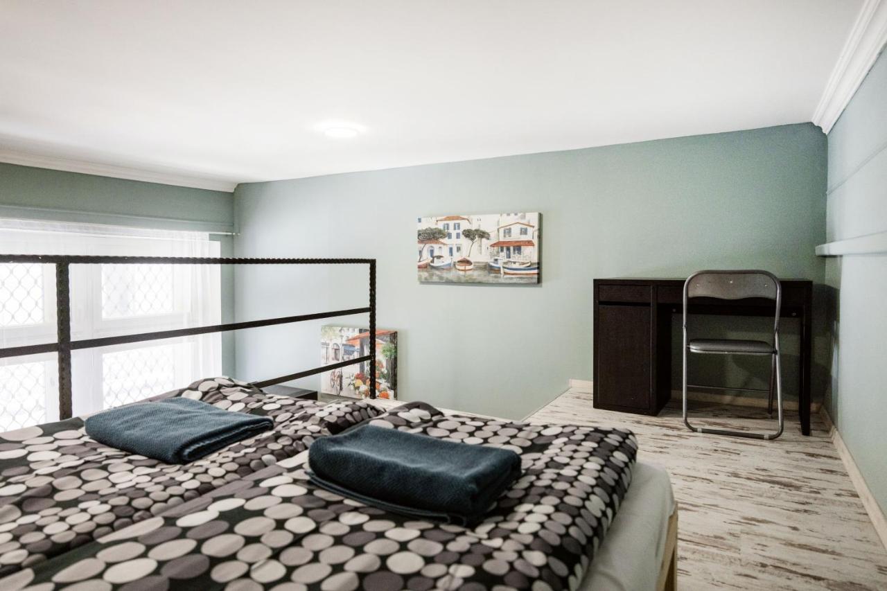 Hungarian Rebelian With Ac Apartment Budapest Ngoại thất bức ảnh